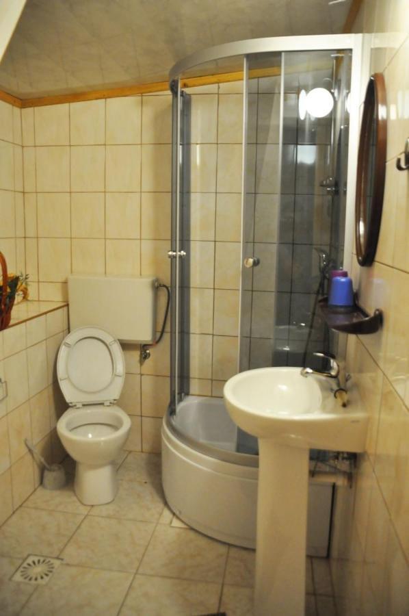 Dom Wczasowy Dwa Swiaty Apartment Bukowina Tatrzanska Bagian luar foto